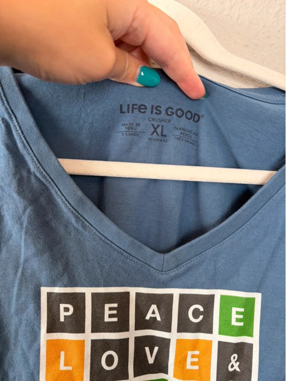 Life is Good blue peace love & wrdle tee size XL women's crusher